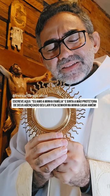 Escreve abaixo: "EU AMO A MINHA FAMÍLIA" "EU SOU DA FAMÍLIA DE JESUS" Abençoe Senhor o meu Lar!
Siga o meu Instagram ➡️ @freiricardoregis.oficial para receber as as Bênçãos e Compartilhe!
#jesus #deus #familia #famili…