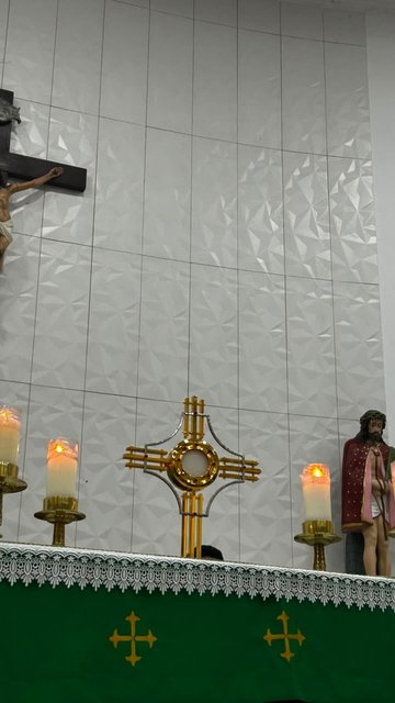 Igreja repleta e corações unidos em oração! 🙏

Ontem, recebemos a visita especial do Padre Bruno, vindo de Portugal, que fez uma linda missa e adoração.

Agradecemos ao reverendo por partilhar conosco sua missão e por…