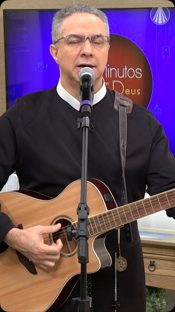 Post de Padre Camilo Júnior