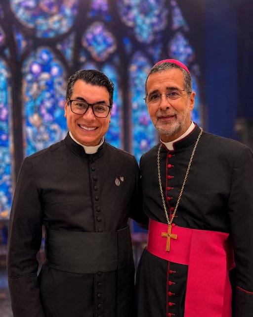 No último sábado, tive a alegria de estar em Caruaru (PE) para um momento histórico: a consagração da Diocese de Caruaru @diocesedecaruarupe a São Miguel Arcanjo.
Foi uma grande graça participar desta celebração ao l…