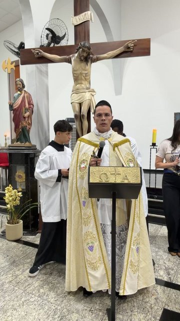 Post de Padre Cleber Leandro
