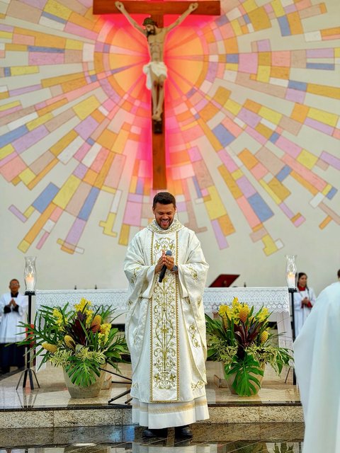 05/05. MUITO OBRIGADO, SENHOR!!!

Hoje louvo e agradeço a Deus por mais um ano de vida. 
O Senhor tem sido muito bom para comigo. Obrigado por cada dia, por cada pessoa, por cada aprendizado, por tanto amor.