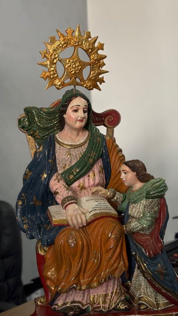 Hoje, a imagem peregrina de Sant’Ana levou fé, esperança e bênçãos à equipe da Tec Engenharia🙏✨
Em mais uma edição do projeto Sant’Ana na Sua Loja, vivemos um momento de oração e renovação, pedindo que a padroeira de…