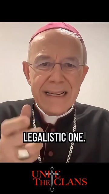 D. Athanasius Schneider explica os equívocos em relação à definição de “Cisma” e que a papolatria nunca fez parte da tradição católica.
Nota: Esta entrevista de D. Athanasius com o Michael Matt foi feita em Março, po…