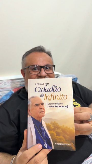 📚 Finalmente, a primeira biografia do nosso queridíssimo @pezezinhoscj.oficial. Um trabalho primoroso da encantadora jornalista @gabibonvechio. Essa menina vai longe! Ops, já foi!!!!!!
👉 Adquira o seu exemplar na @e…