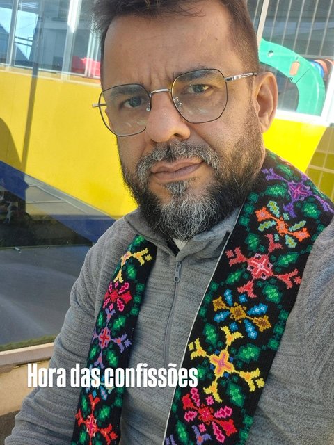 Post de Padre Leomar Nascimento