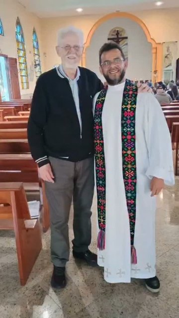 Celebrando a paz do Evangelho no Septenário de Nossa Senhora do Carmo, a convite do querido Pe. Paulo Sérgio Bezerra. 

Refletimos sobre a urgência da justiça na defesa dos excluídos e partilhamos os caminhos do meu l…