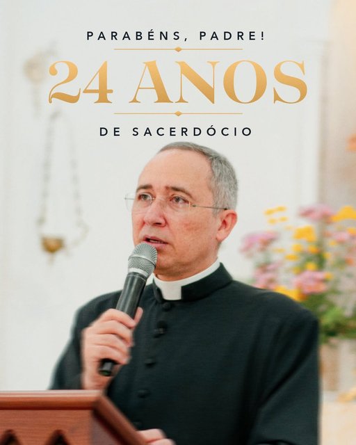 Ad multos annos, Pater!

Rogamos ao Bom Deus, por intercessão dos Santos Apóstolos Pedro e Paulo, cuja festa celebramos hoje, que conserve ardente a chama de sua vocação e lhe conceda força para prosseguir, mesmo em m…